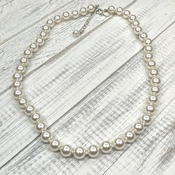 RMN Faux Pearl Necklace Adjustable Length White Hand Knotted - Picture 4 of 5